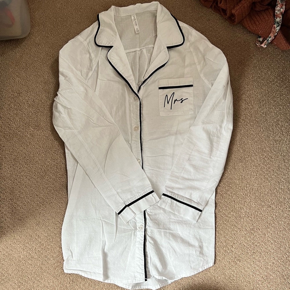 Linen night shirt